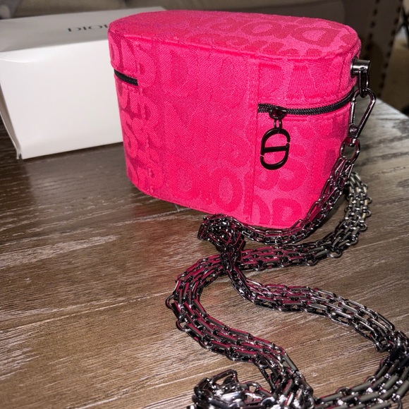 Pink Dior Miss Dior Signature Pouch bag with Black Metal Crossbody Chain NWT - Picture 5 of 8